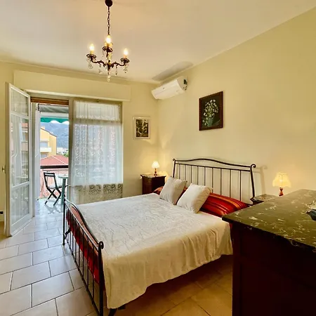 700m Dal Mare Bilocale Con A/c, Ampio Balcone E Wi-fi Appartement